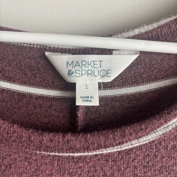 Market & Spruce Burgundy and White Knit Top - Picture 2 of 3